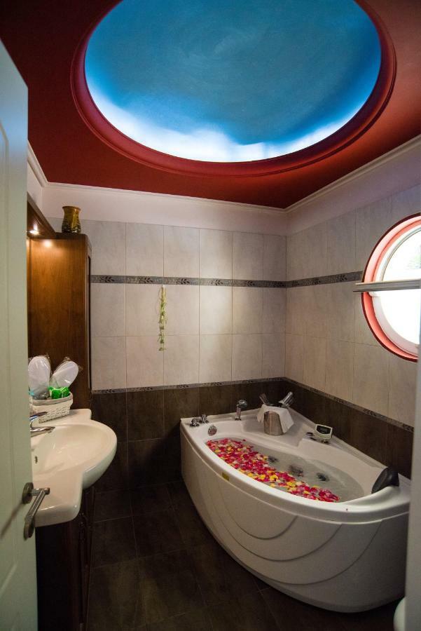 Villa Olympia Vip Dhrafi Экстерьер фото